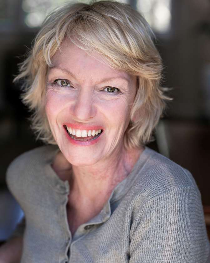 Lucy Bennett