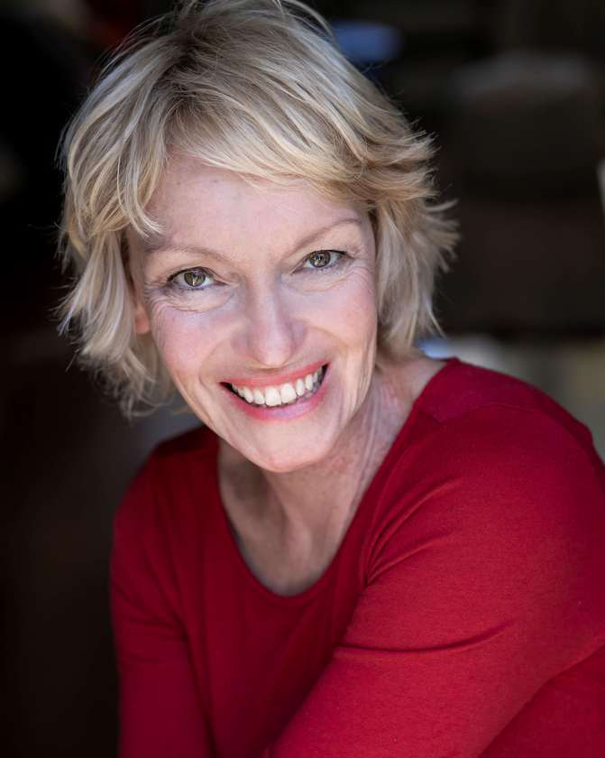 Lucy Bennett