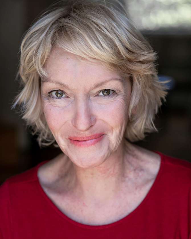 Lucy Bennett