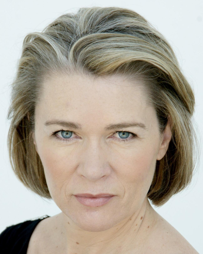 Ingrid Leary