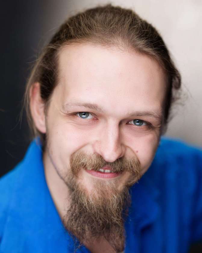 Vanya Essin