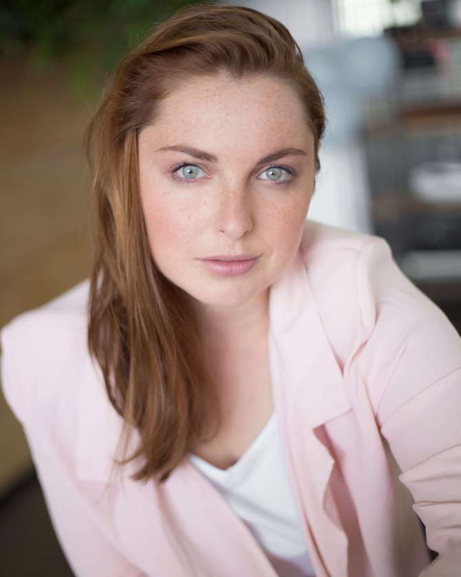 Evelyn Hunter