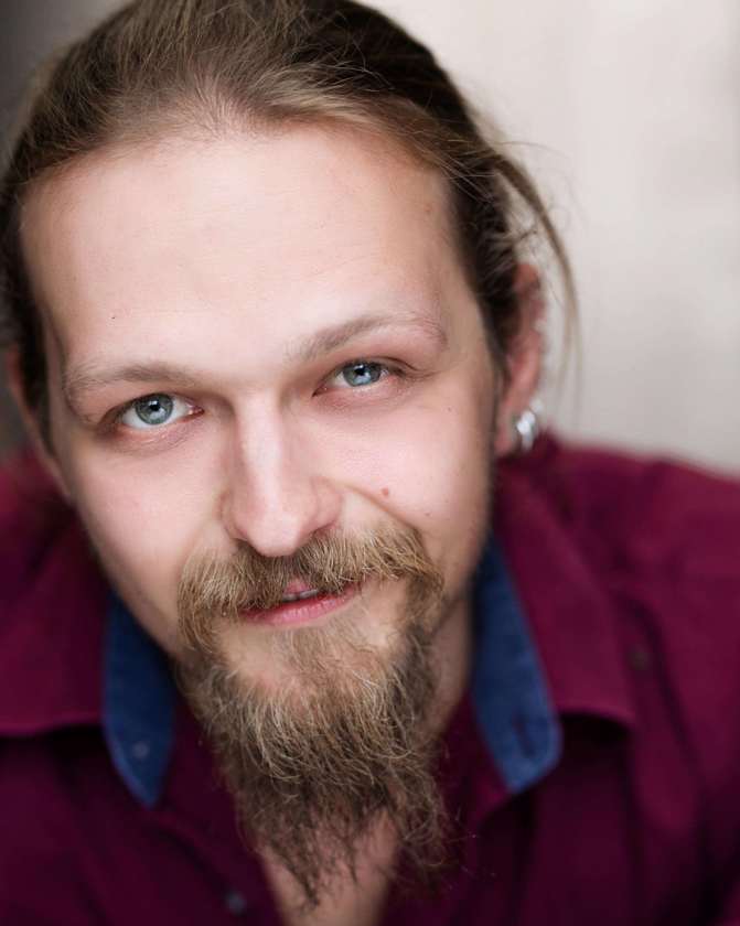 Vanya Essin