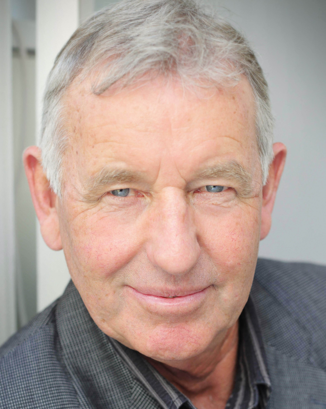 Geoffrey Snell